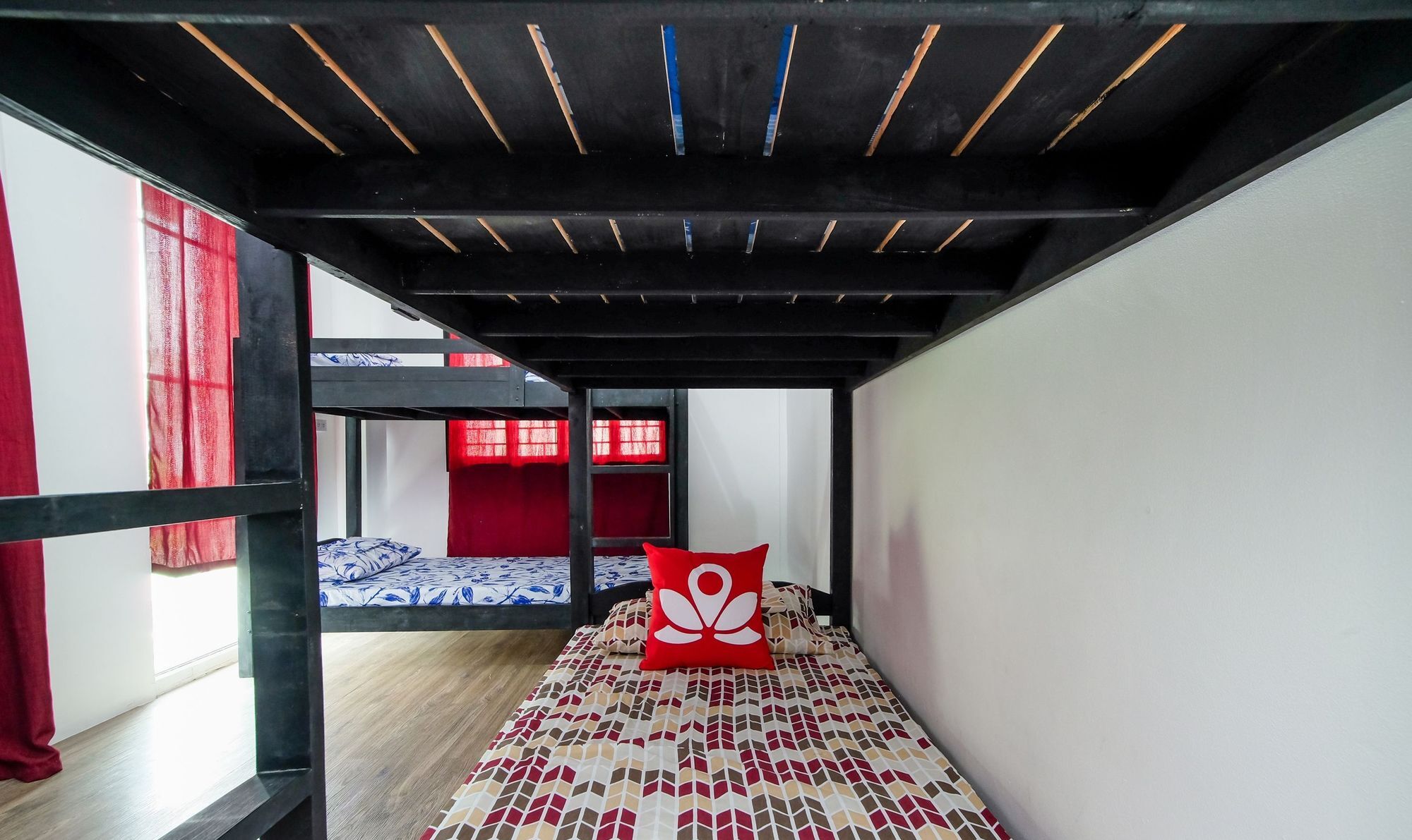Zen Hostel Haven Backpackers San Pedro Makati Eksteriør billede